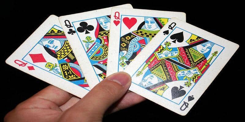 Tứ Quý Có Chặt Được Đôi Heo Không? Chiến Thuật Với Tứ Qúy